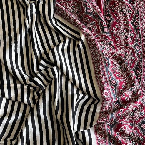 Japan_crape_silk_ajrak_sarees_999-_onlyFree_shipping_No_codBlouse-running_contrast_To_order_DM_or_WhatsApp_7093573737._ajrakhmodalsilk_ajrakhsaree_modelsilksarees_1